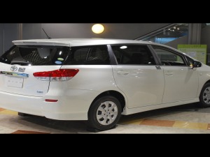 toyota wish 2012 rear